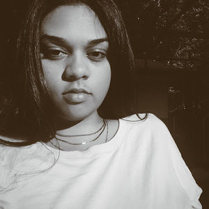 Meet your Posher, Corinne